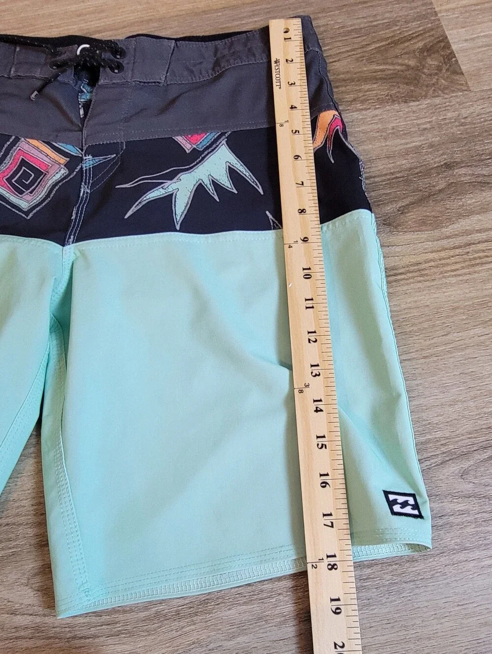Billabong Men's Aqua Panel Boardshorts with Black Pattern Waist